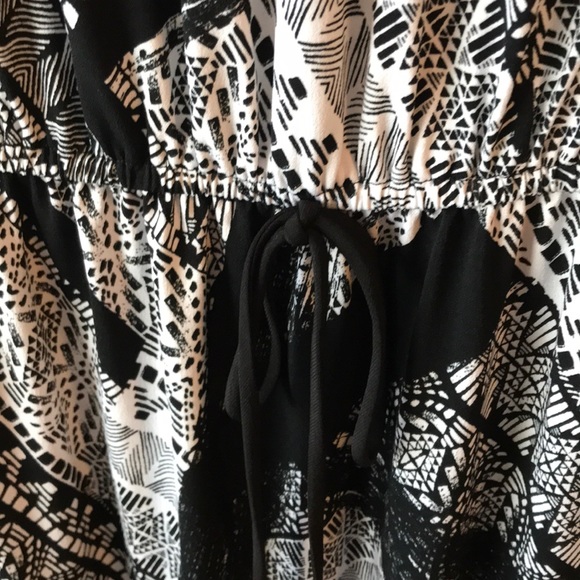 Dress - Picture 4 of 6